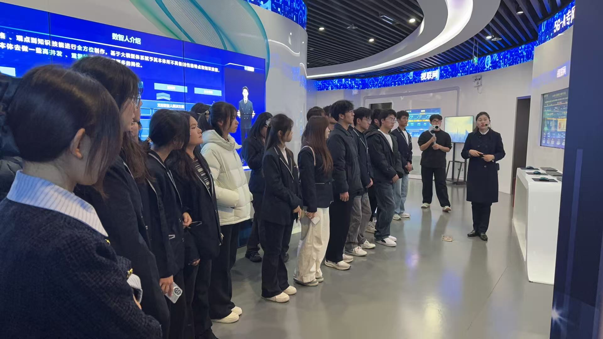 У��Эͬ���ˣ���ͬ���죢��ѧ���ã�һ�廯ƽ̨